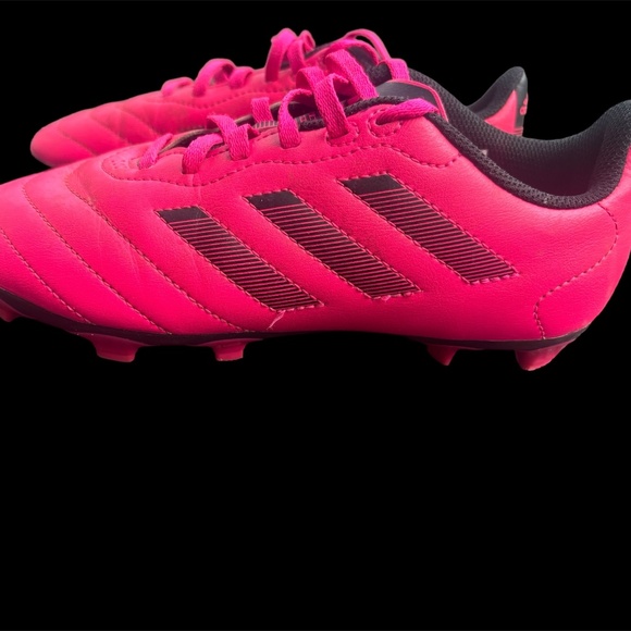 Adidas Cleats size 4 - Picture 1 of 5